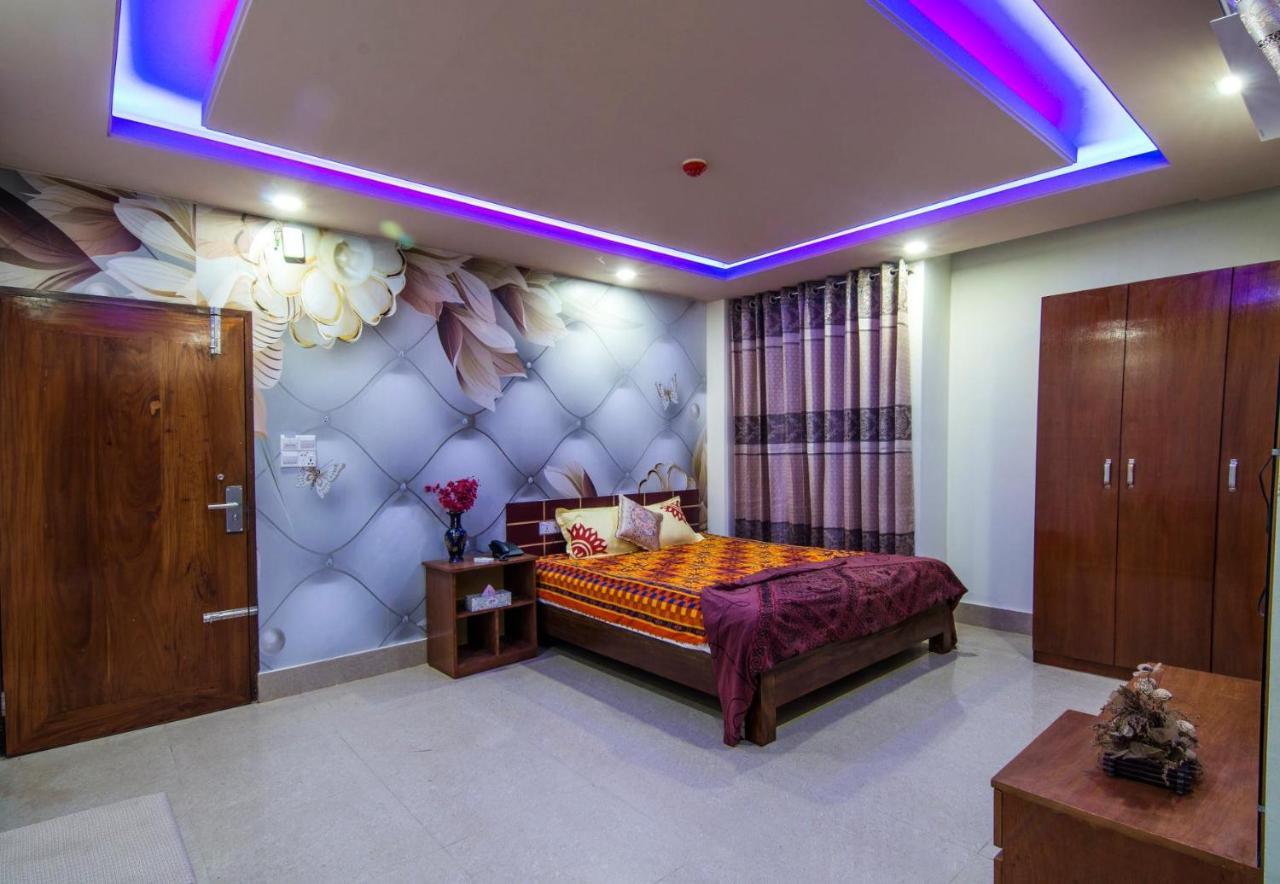 Hotel Pushpo Bilash Khulna Kültér fotó
